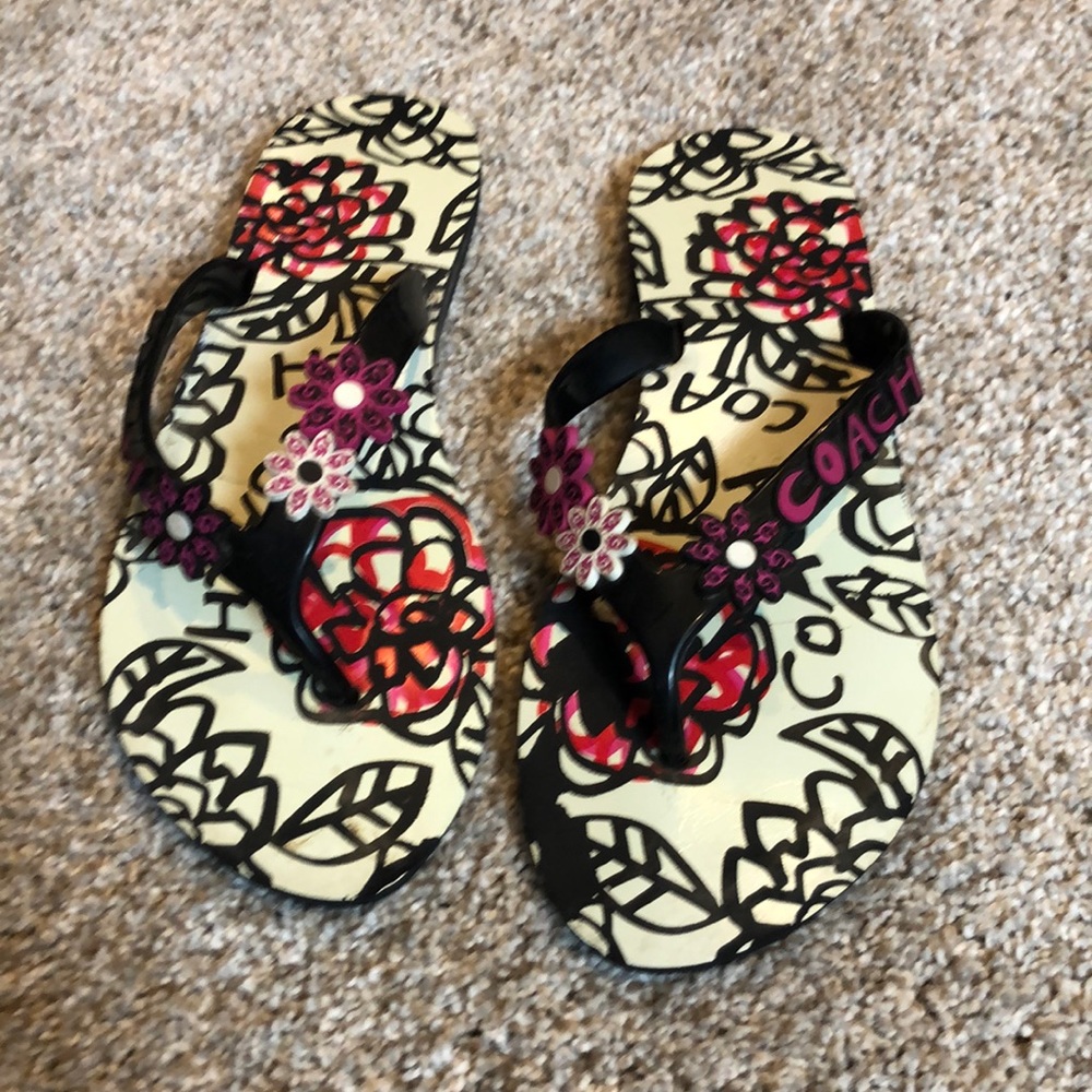 Coach Poppy flip flops